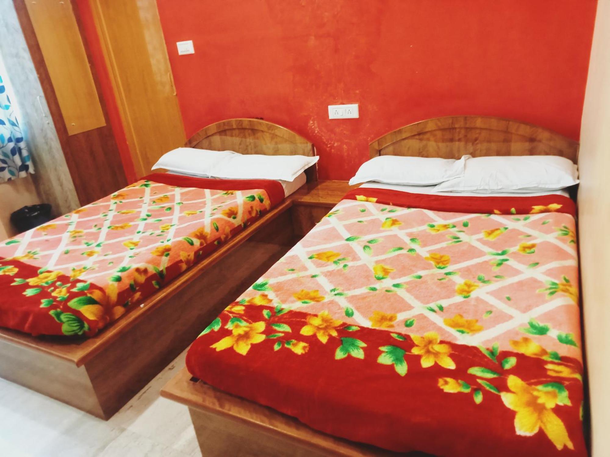 Sri Sapthagiri Comfort Mysore Exteriör bild